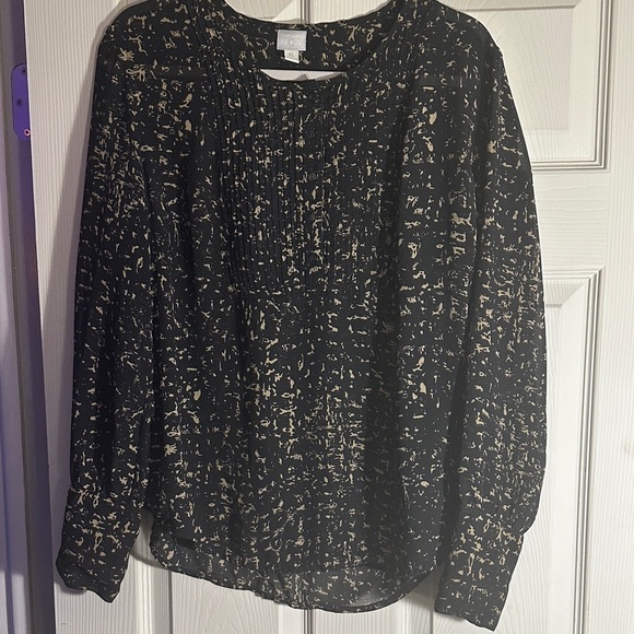 Converse Tops - Black and Cream Converse Women's Top